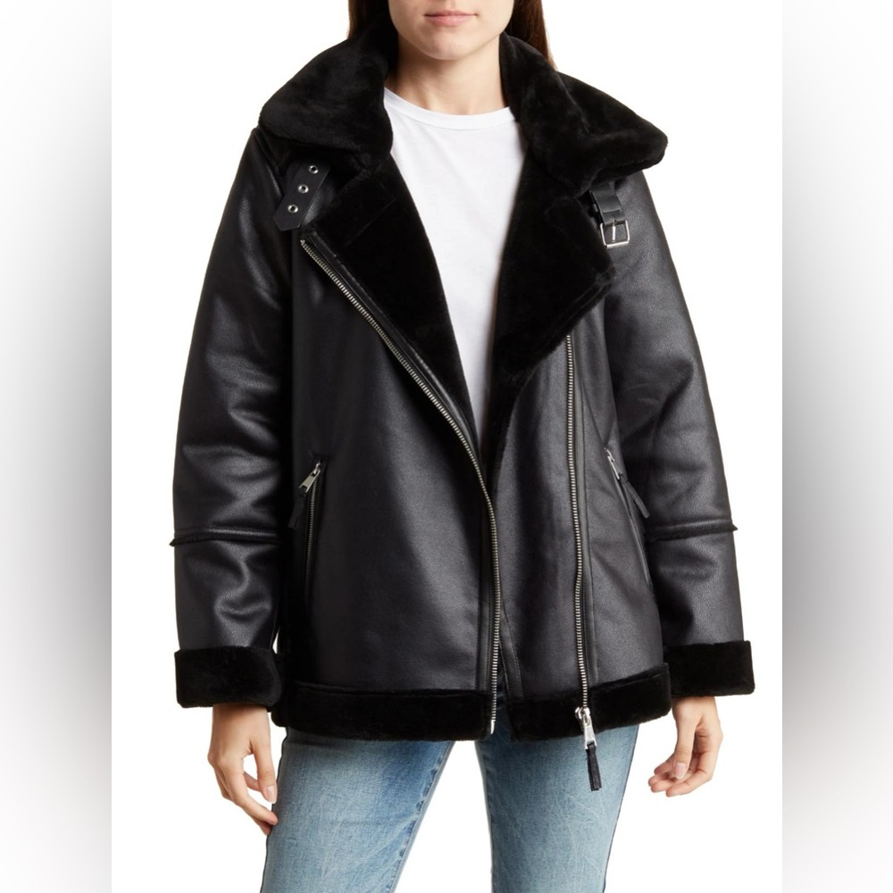 Black leather oversized jacket - Picture 2 of 3